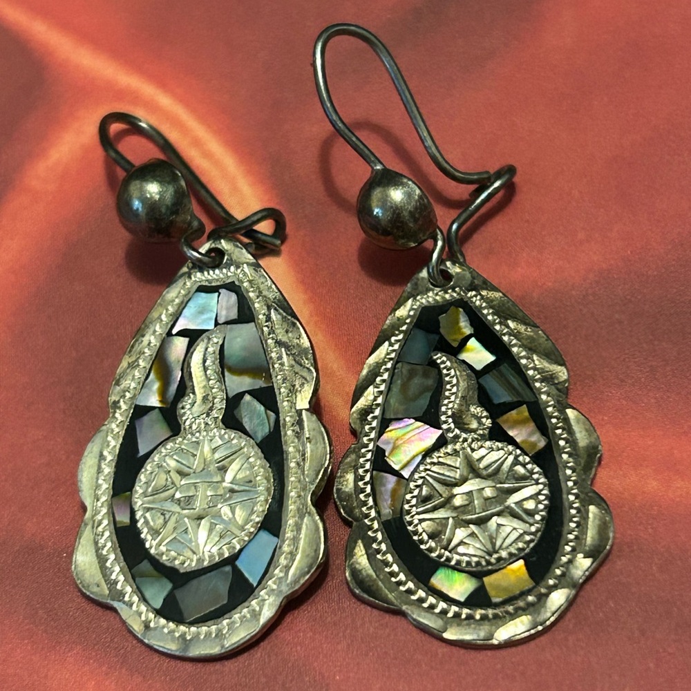 Vintage Sterling Silver Cloisonné Southwestern Earrings.